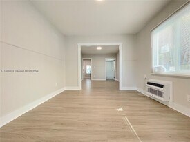 1836 Dewey St in Hollywood, FL - Building Photo