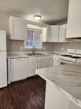 8619 Republic Ave in Warren, MI - Building Photo - Building Photo