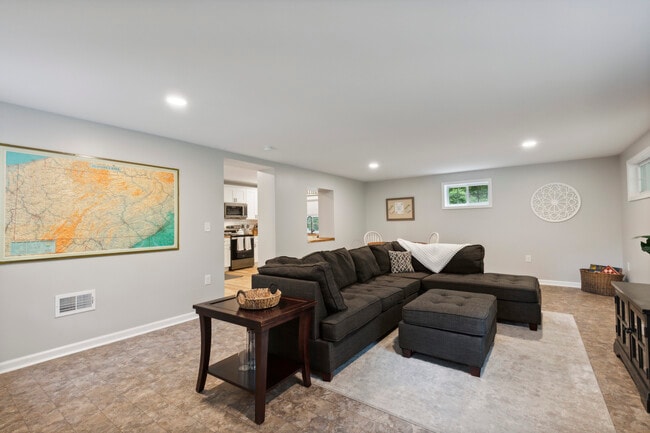 property at 352 Levengood Rd