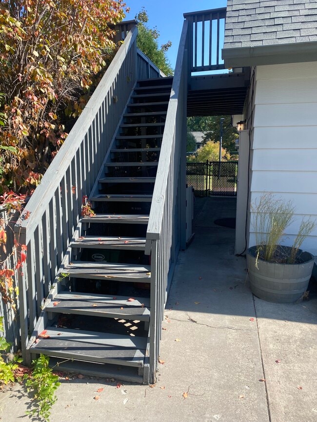 10485 Lakewood Pl, Unit 1 in Lolo, MT - Building Photo - Building Photo