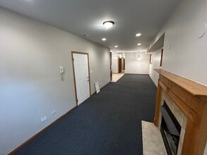 5642 S Prairie Ave, Unit 1 in Chicago, IL - Building Photo - Building Photo