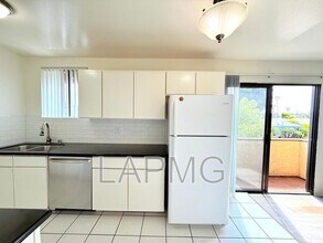 3940 Tilden Ave in Culver City, CA - Building Photo - Building Photo