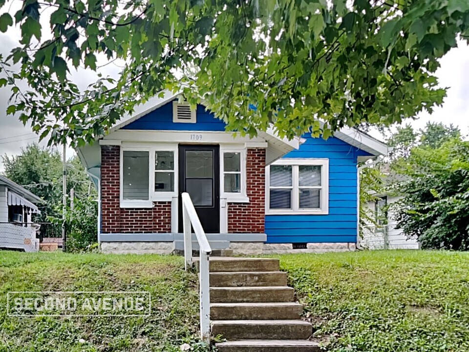 1709 N Tacoma Ave in Indianapolis, IN - Foto de edificio