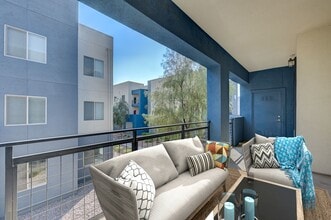 Joshua Hills in North Las Vegas, NV - Foto de edificio - Building Photo