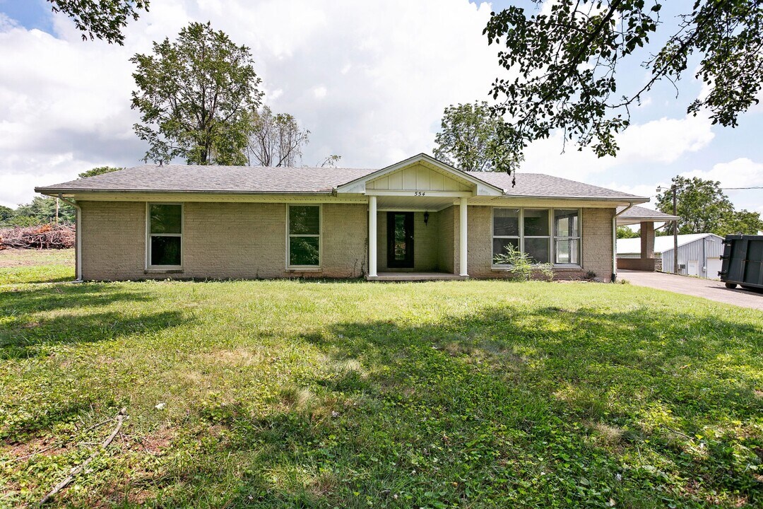 554 Cox Ln in Elizabethtown, KY - Building Photo