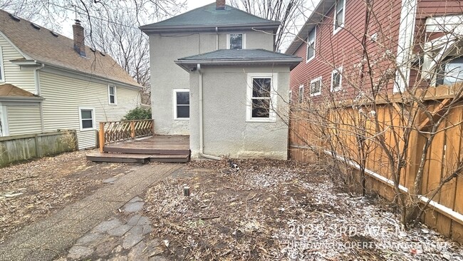2029 3rd Ave N in Minneapolis, MN - Building Photo - Building Photo