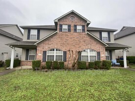 2906 Fairway Hamlet Ct