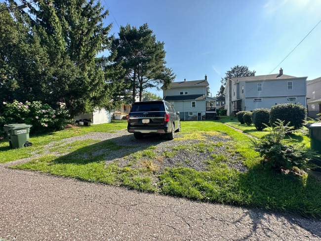 1005 Cherry St in Danville, PA - Foto de edificio - Building Photo