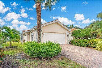 5064 Ventura Ct in Naples, FL - Building Photo - Building Photo