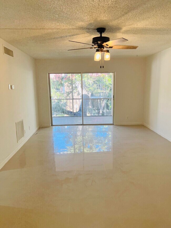 614 NW 13th St in Boca Raton, FL - Building Photo - Building Photo