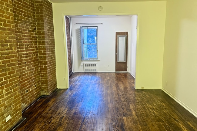 2274 Broadway in New York, NY - Building Photo - Building Photo
