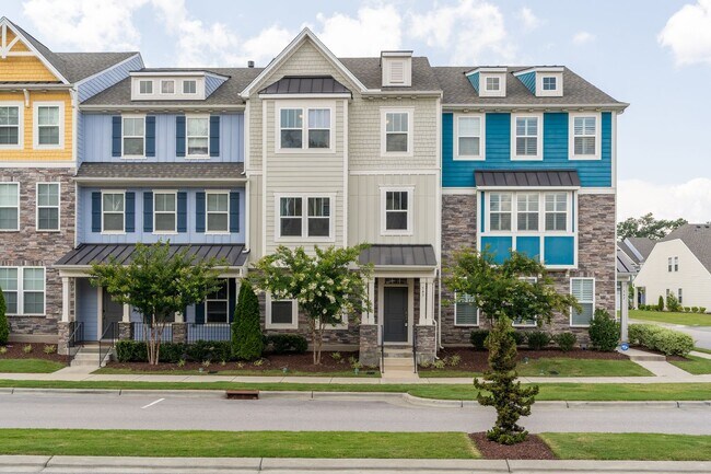 property at 545 Grand Central Sta