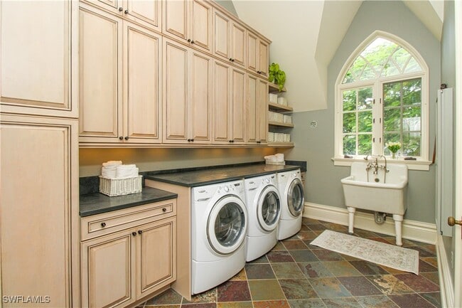 property at 730 21st Ave S