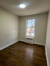 676 Park Ave, Unit 16 in East Orange, NJ - Foto de edificio - Building Photo