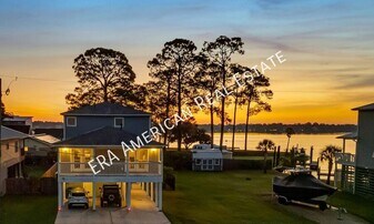 1725 Union Ave in Niceville, FL - Building Photo