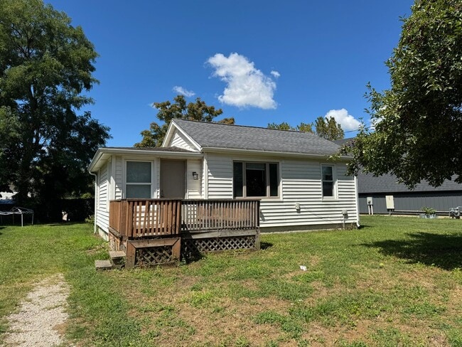 property at 1309 S Madison St