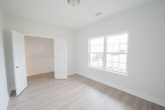 109 Guana Ln in Bloomingdale, GA - Building Photo - Building Photo