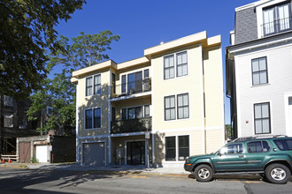 37 P St in South Boston, MA - Foto de edificio - Building Photo