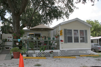 Sunshine Park in Port Richey, FL - Building Photo - Building Photo