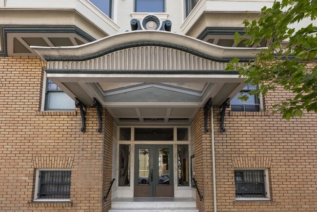 1960 Pierce St in San Francisco, CA - Building Photo - Building Photo