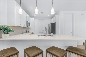 7596 Morgan Way in Naples, FL - Building Photo - Building Photo