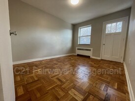 306 Lenox Ave in Pittsburgh, PA - Building Photo
