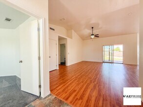 15337 N 87th Ave in Peoria, AZ - Building Photo - Building Photo