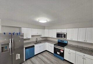 24 W Houston Ave in Montgomery, PA - Building Photo - Building Photo