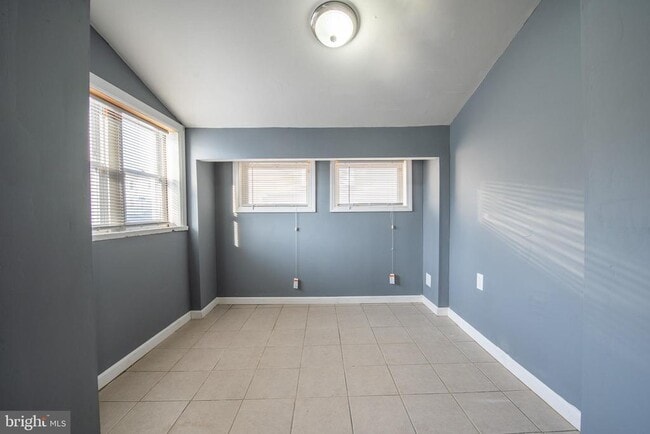 property at 2001 Genesee St