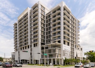 Blume Coral Gables in Miami, FL - Building Photo - Building Photo