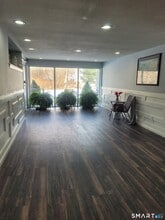 70 Farmington Ave in New London, CT - Foto de edificio - Building Photo