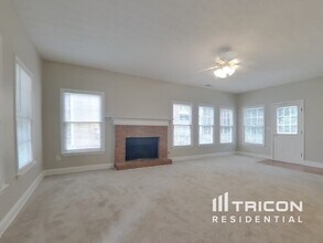 3080 Kings Dr in Kennesaw, GA - Building Photo - Building Photo