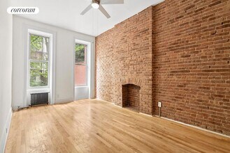 423 E 84th St in New York, NY - Building Photo - Building Photo