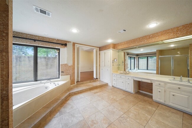 property at 84 April Wind Dr S