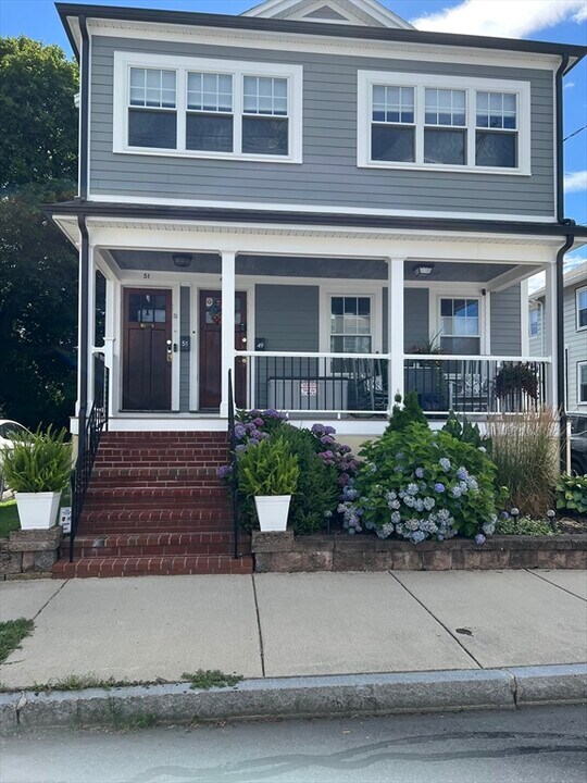 51 Linwood St in Medford, MA - Building Photo