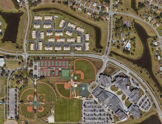 525 SW Sara Blvd in Port St. Lucie, FL - Building Photo - Building Photo