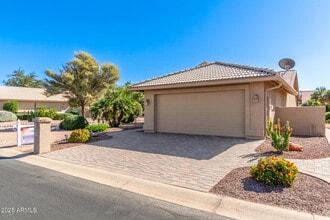 9559 E Sunburst Dr in Sun Lakes, AZ - Building Photo - Building Photo