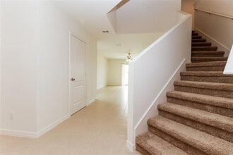 2215 Caspian Dr in Lakeland, FL - Building Photo - Building Photo