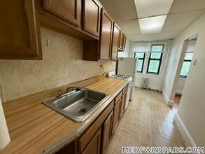 53 Fellsway W in Medford, MA - Building Photo - Building Photo