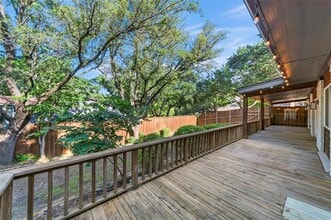 402 Brookglen Pl in Richardson, TX - Building Photo - Building Photo
