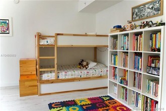 601 NE 23rd St-Unit -TH1 in Miami, FL - Building Photo - Building Photo