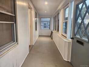 124 Corlies Ave in Poughkeepsie, NY - Building Photo - Building Photo