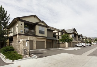 Fallingwater Condos in Littleton, CO - Building Photo - Building Photo