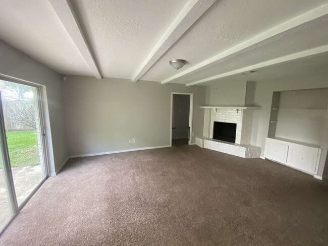 16631 Blackhawk Blvd