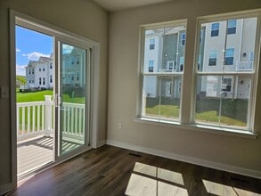 112 Abramo Victor Dr in Downingtown, PA - Foto de edificio - Building Photo