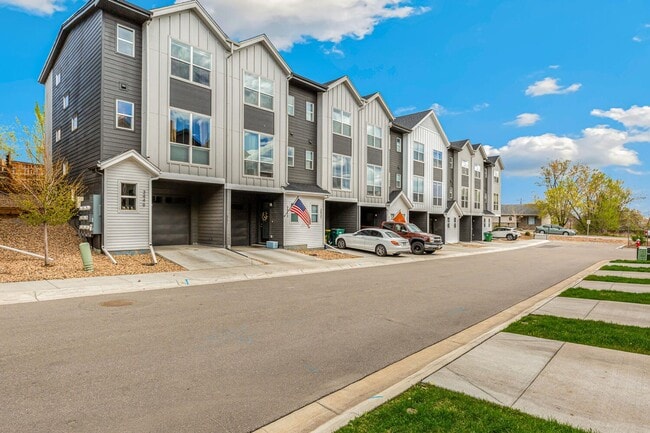3449 W 63rd Pl in Denver, CO - Building Photo - Building Photo