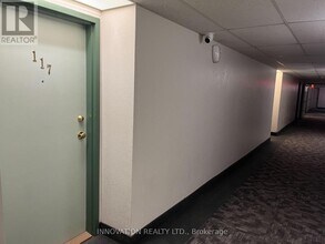 316 Lorry Greenberg Dr in Ottawa, ON - Building Photo - Building Photo