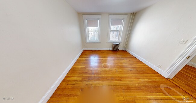 137 Peterborough St, Unit 6 in Boston, MA - Foto de edificio - Building Photo