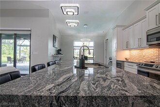 1833 SW 11th Terrace in Cape Coral, FL - Building Photo - Building Photo