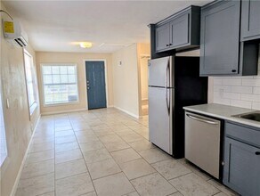 637 Jester St in Corpus Christi, TX - Building Photo - Building Photo